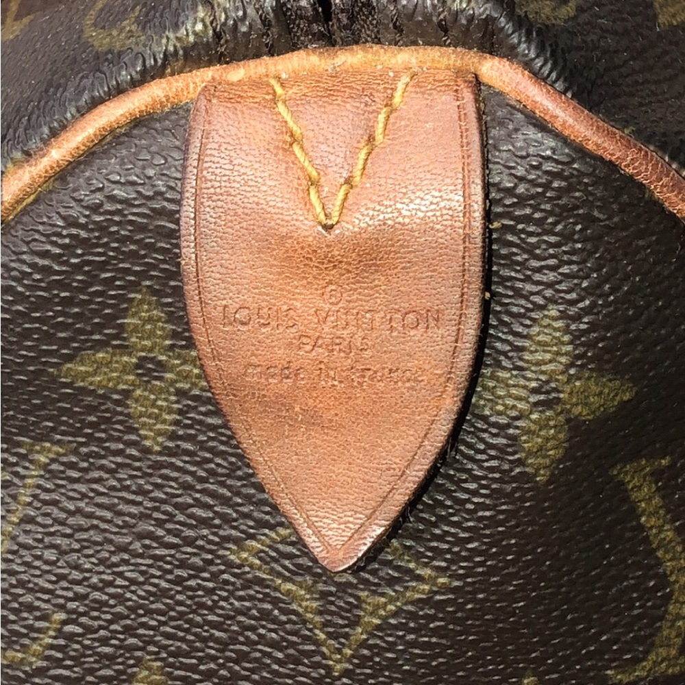 LOUIS VUITTON LV Monogram Mini Speedy 25 Boston Bag w/ LV Dust Bag, Lock & Key - Picture 10 of 17